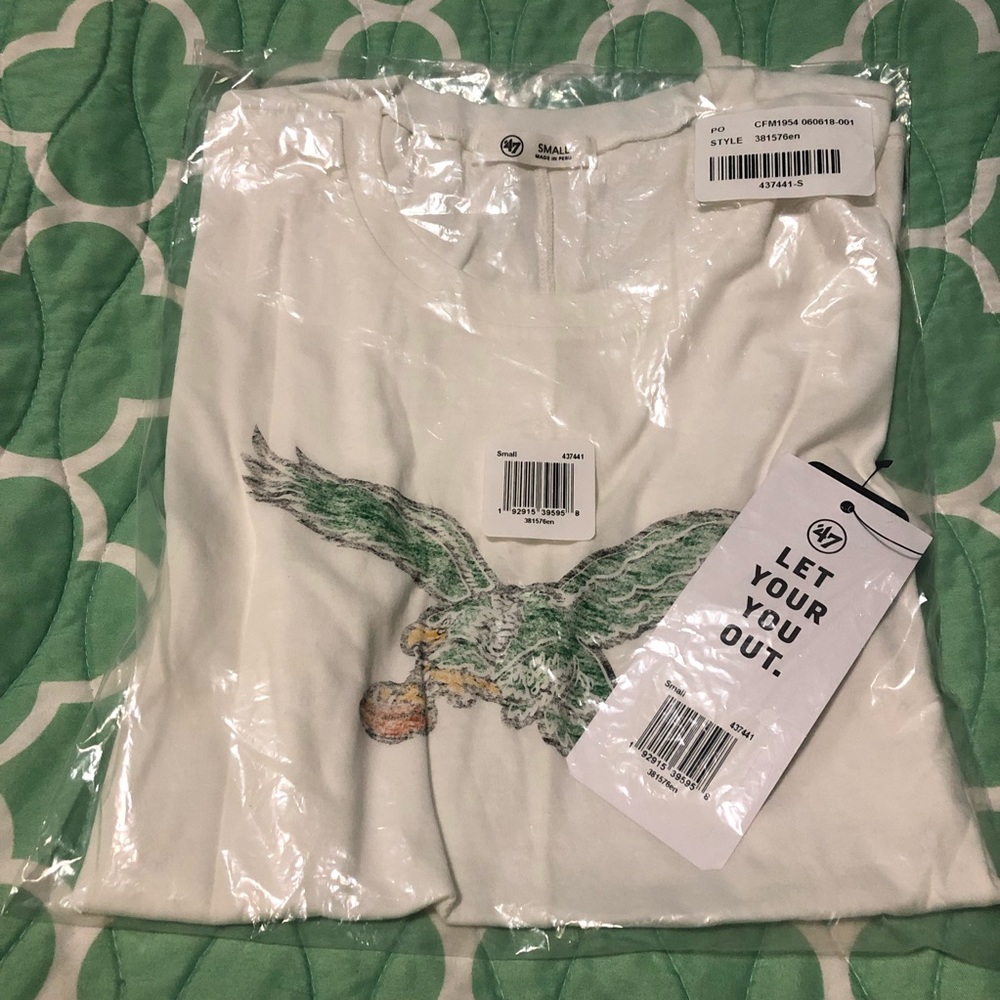 Tee shirt
